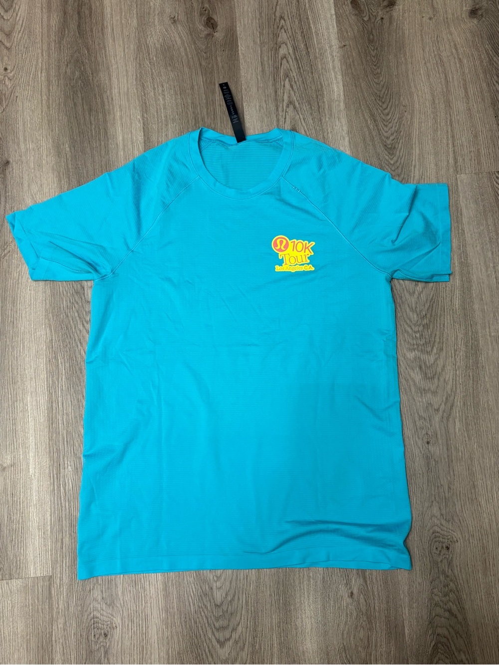 Lululemon Men's Turquoise LA 10K Tour Performance Tee
